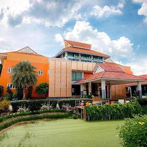 At Ayutthaya Hotel